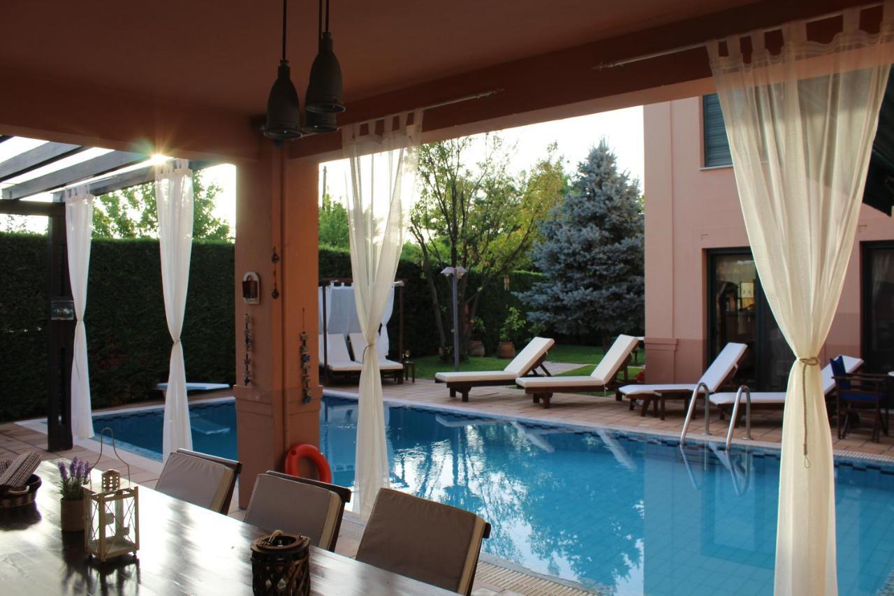 4-seasons pool villa near Meteora Tríkala Esterno foto