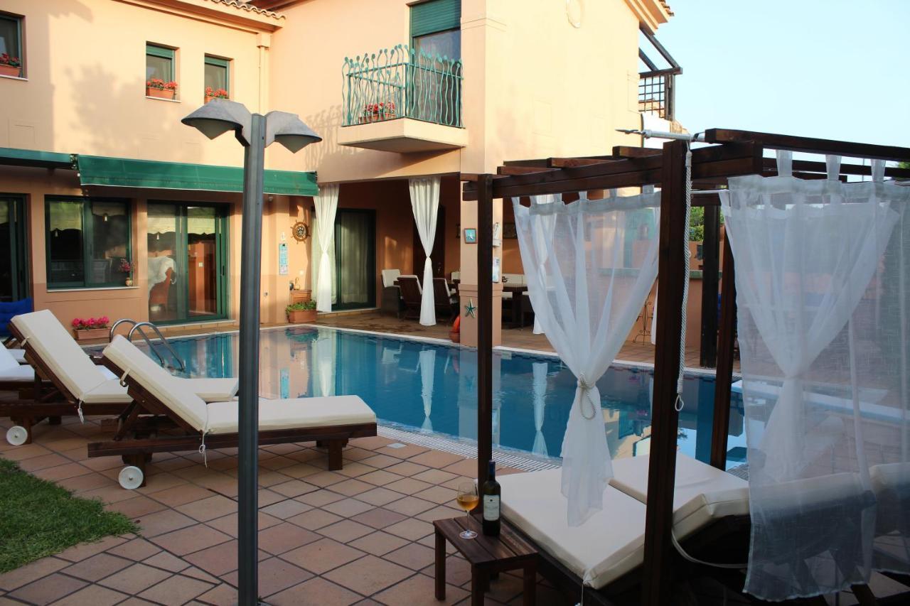 4-seasons pool villa near Meteora Tríkala Esterno foto