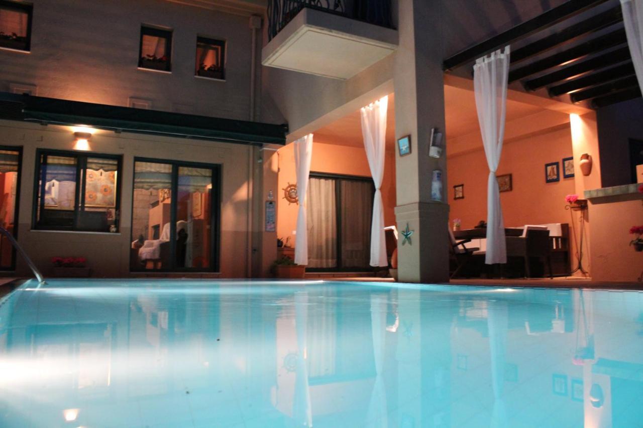 4-seasons pool villa near Meteora Tríkala Esterno foto